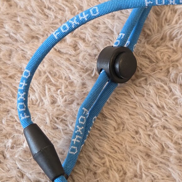 Fox 40 Micro Whistle + Lanyard – Canadian brand - Picture 4 of 4